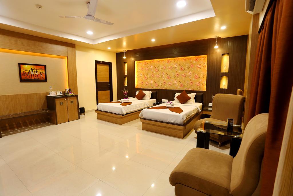 Awesome Palace Hotel Guwahati Exterior foto